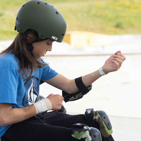 NKX Brain Saver Skateboard Helmet Olive L