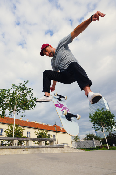 Complete Urban Sports Construcție Logo Skateboard 8.0"