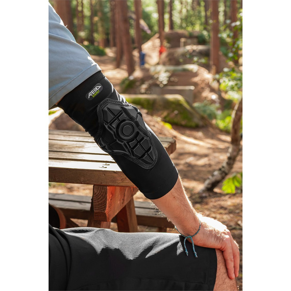 Genunchiere REKD Ramp Negru