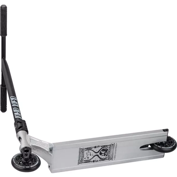 Scuter stradal din aluminiu de înaltă performanță. 88 cm Lumină NKD UFO Argint