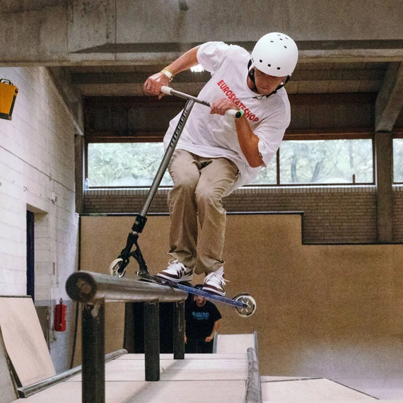 NKX Brain Saver Cască de skateboard alb M