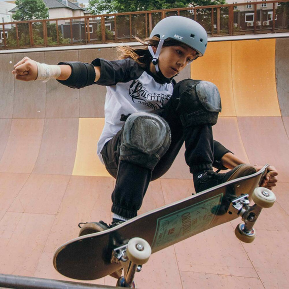 NKX Brain Saver BCP Cască de skateboarding negru și roz