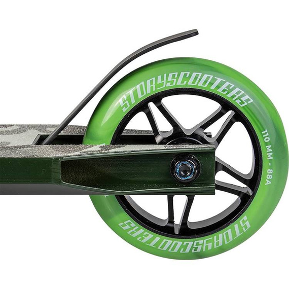 Story High Roller scuter Armata verde Wys. 84 cm