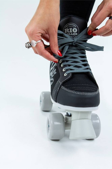 RIO ROLLER LUMINA QUAD SKATES Patine cu rotile negre și gri