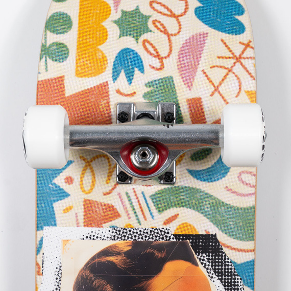 Complete Hi Skateboards Lucky Skateboard 8.0"