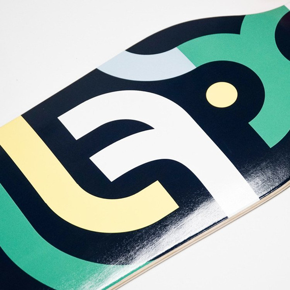 CHILLAX TYPO GREEN Longboard 106.5 cm + T-tool