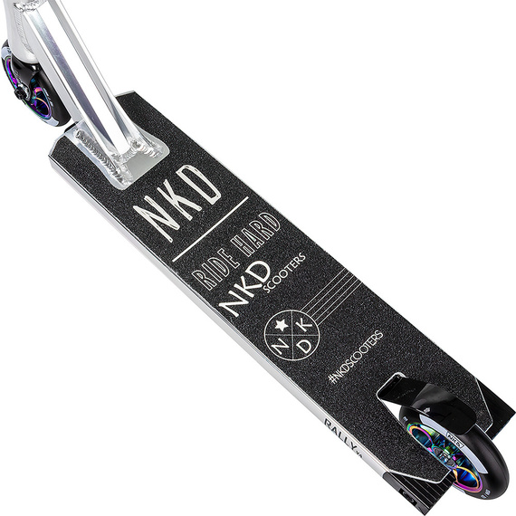 Scuter de performanță NKD Rally V4 Silver și Rainbow wys. 79 cm