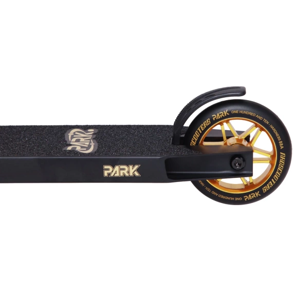 NKD Park Stunt Scooter negru și auriu wys. 84 cm