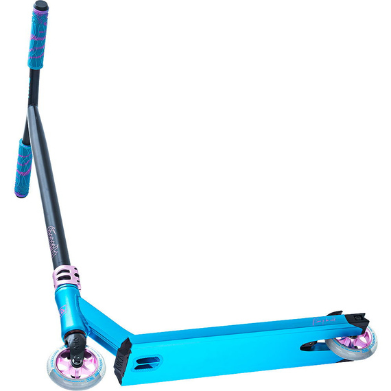 Scuter de performanță NKD Rally V4 XS Black Teal wys. 73 cm