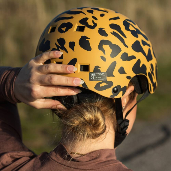Cască de skateboarding NKX Brain Saver Leopard negru și maro
