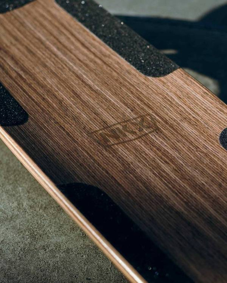 Longboard pentru dansatori NKX Geometric Walnut Green 117 cm