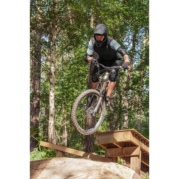 Genunchiere REKD Ramp Negru