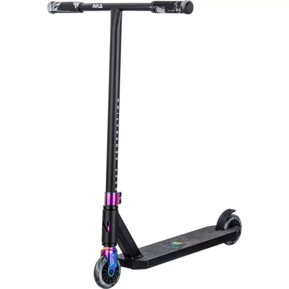 Stunt Aluminiu scuter ușor pentru călăreți tineri NKD Next Generation Stunt Black & Rainbow wys. 79,4 cm