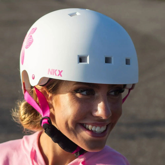 NKX Brain Saver Flower Pink Cască de skateboard