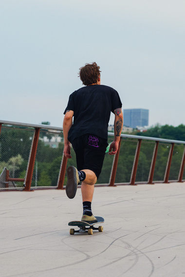Complet Urban Sports Skating TV Skateboard 7.5"