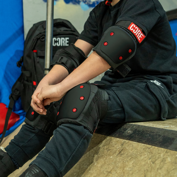 Set de protecții CORE Skate Triple Pad Set Negru