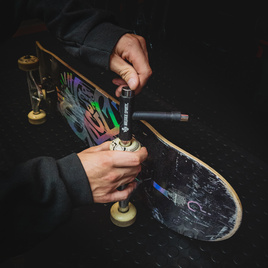 Service skateboard: înlocuirea rulmenților/roților