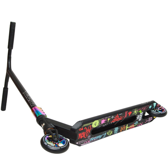 NKD RIZZ Stunt Scooter negru și curcubeu 85 cm