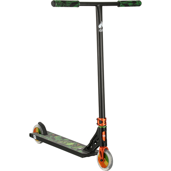 Scuter de înaltă performanță NKD Nitro Street Rasta. 91 cm