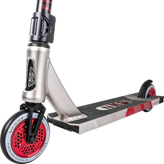 NKD Fuel Raw Red Mix Scooter de înaltă performanță ușor de stradă. 84 cm