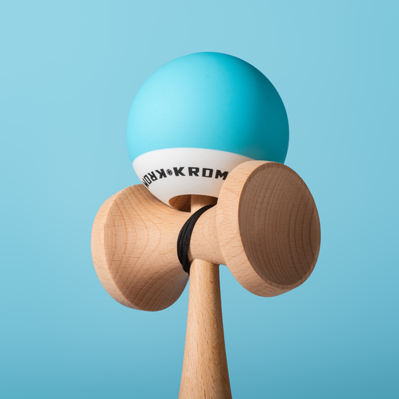 Kendama Krom POP Albastru deschis