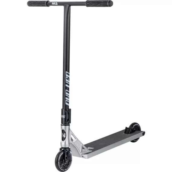 Scuter stradal din aluminiu de înaltă performanță. 88 cm Lumină NKD UFO Argint
