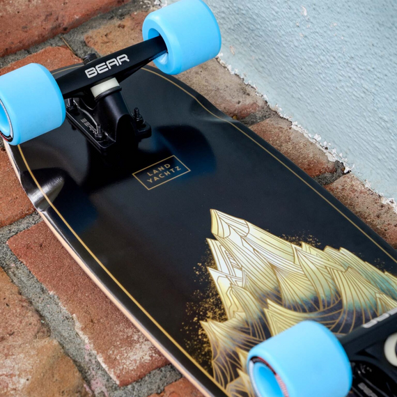 Cruiser skateboard LandYachtz Tugboat Light Peak Ultra Carve 30"