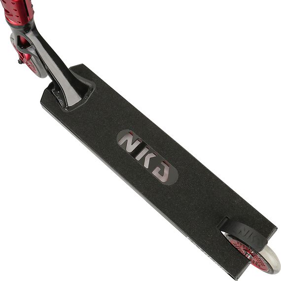 Scuter de performanță NKD Extreme Wys negru și roșu. 91 cm