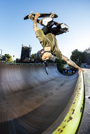 Cască Triple Eight Deep Cover Black Matte