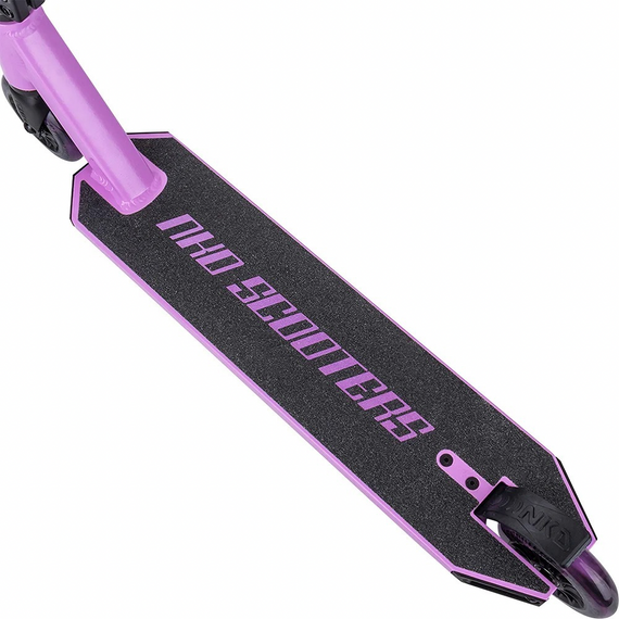 NKD Următoarea generație de trotinete de performanță din aluminiu ușor și violet pentru călăreți tineri. 79,4 cm